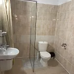 Devora 1 & Bar & Restaurant Apartment