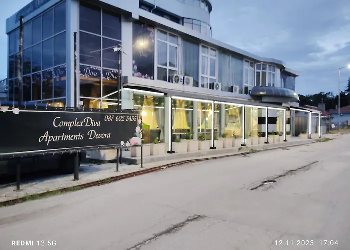 Devora 1 & Bar & Restaurant Apartman Várna