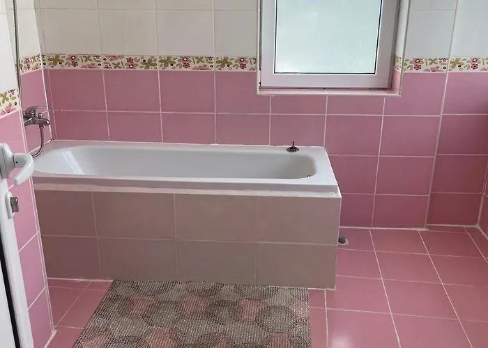 Devora 1 & Bar & Restaurant Apartman *