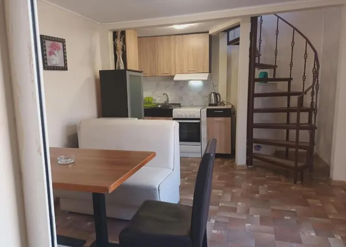 Devora 1 & Bar & Restaurant Apartman