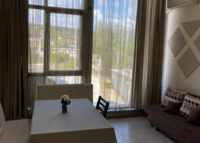 Devora 1 & Bar & Restaurant Apartman Várna