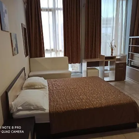 Devora 1 & Bar & Restaurant Apartment *