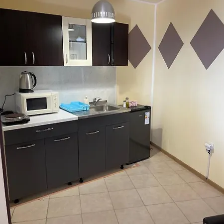 Devora 1 & Bar & Restaurant Warna