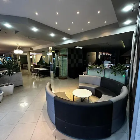 Devora 1 & Bar & Restaurant Warna