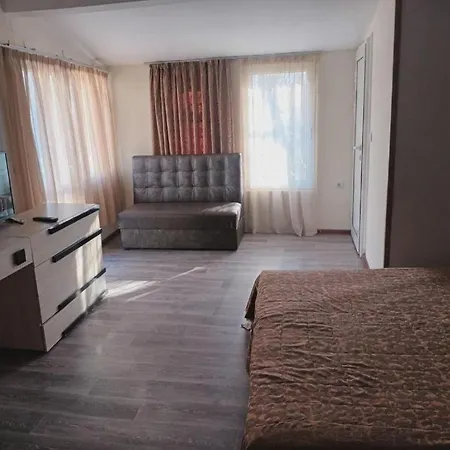 Apartment Devora 1 & Bar & Restaurant Warna