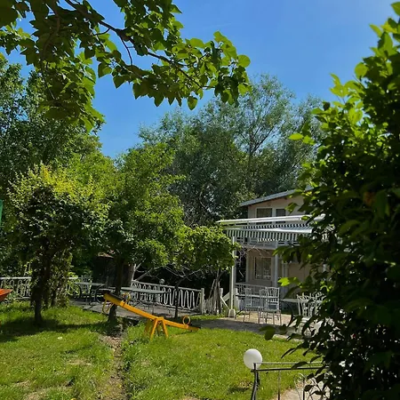 Apartment Devora 1 & Bar & Restaurant