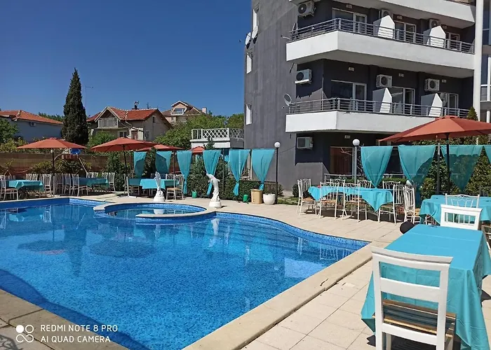 Апартаменти Devora 1 & Bar & Restaurant Варна