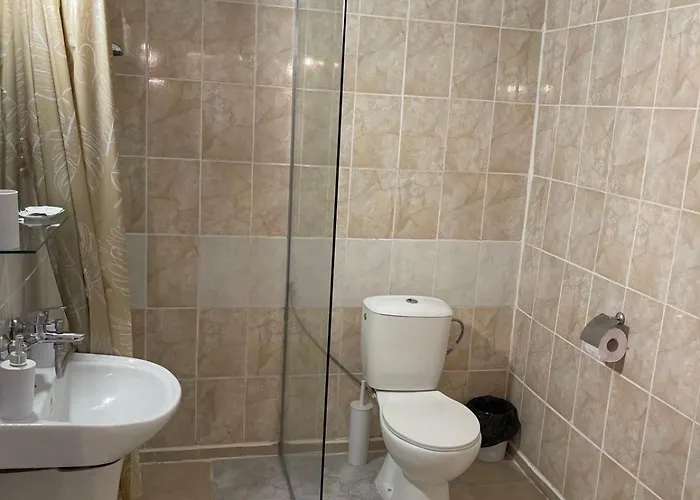 Devora 1 & Bar & Restaurant Апартаменти